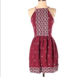 Alya Sleeveless Diamond Print Brick Red Dress Sz M